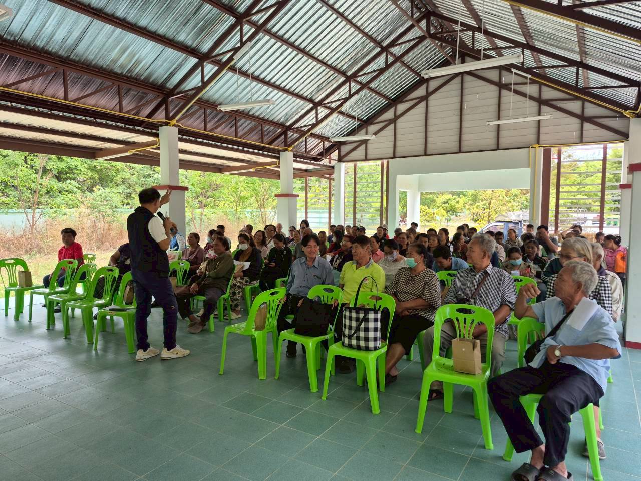 title - วันที่ 11 มีนาคม 2569 นายทินกร เพียภูเขียว ปฏิรูปที่ดินจังหวัดอุบลราชธานี พร้อมด้วยเจ้าหน้าที่ ส.ป.ก.อุบลราชธานี ได้ดำเนินการฝึกอบรมเกษตรกรก่อนมอบหนังสืออนุญาตให้เข้าทำประโยชน์ในเขตปฏิรูปที่ดิน (ส.ป.ก. 4-01)